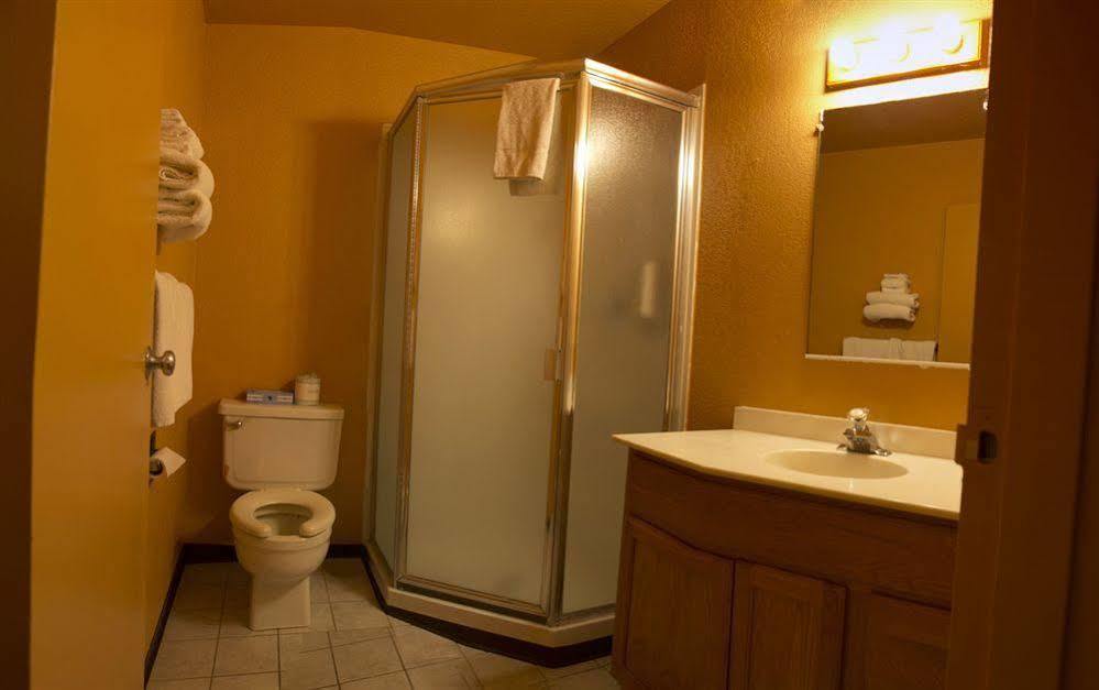 Capitol Inn & Suites Pierre Zewnętrze zdjęcie