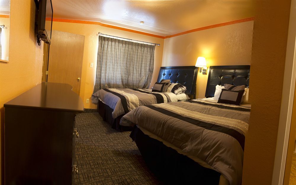 Capitol Inn & Suites Pierre Zewnętrze zdjęcie